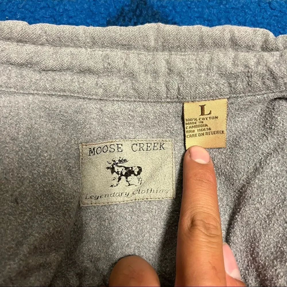 Moose Creek Legendary Clothing Flannel in Gray (L) - Picture 6 of 10